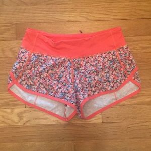 Perfect condition size 2 lululemon shorts!